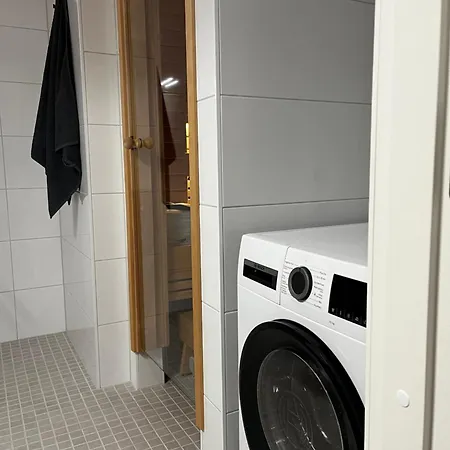 Viihtyisae Kaupunkiyksioe Saunalla *